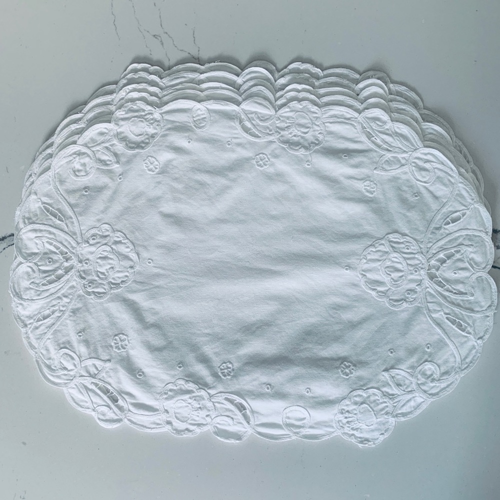 5 White Cotton Vintage Cutwork Placemats